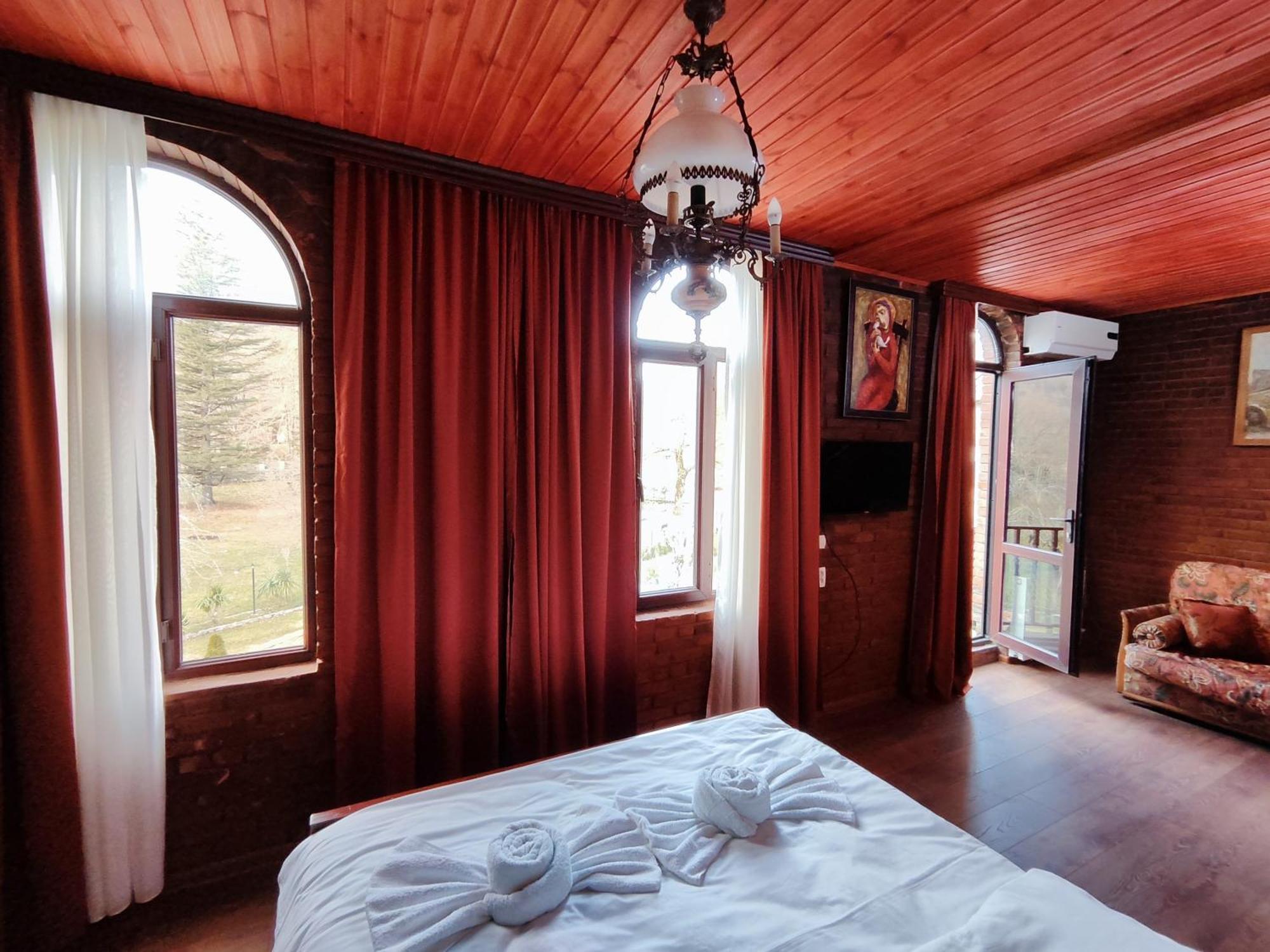 Hotel Chateau Chikovani Gordi Esterno foto