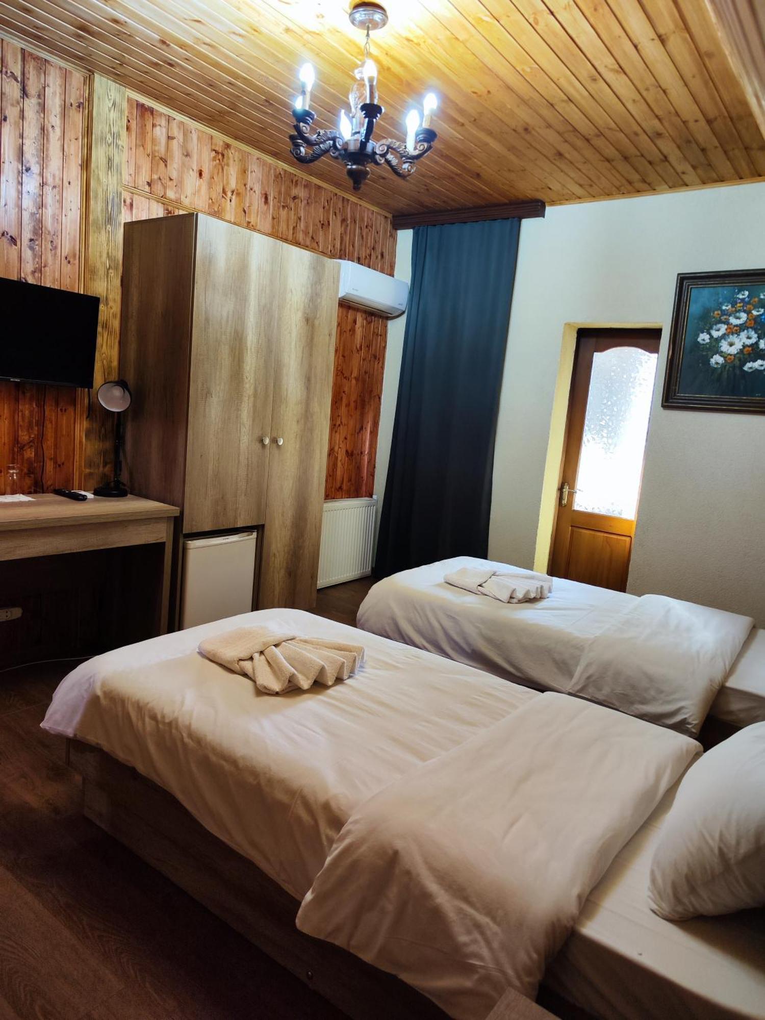 Hotel Chateau Chikovani Gordi Esterno foto